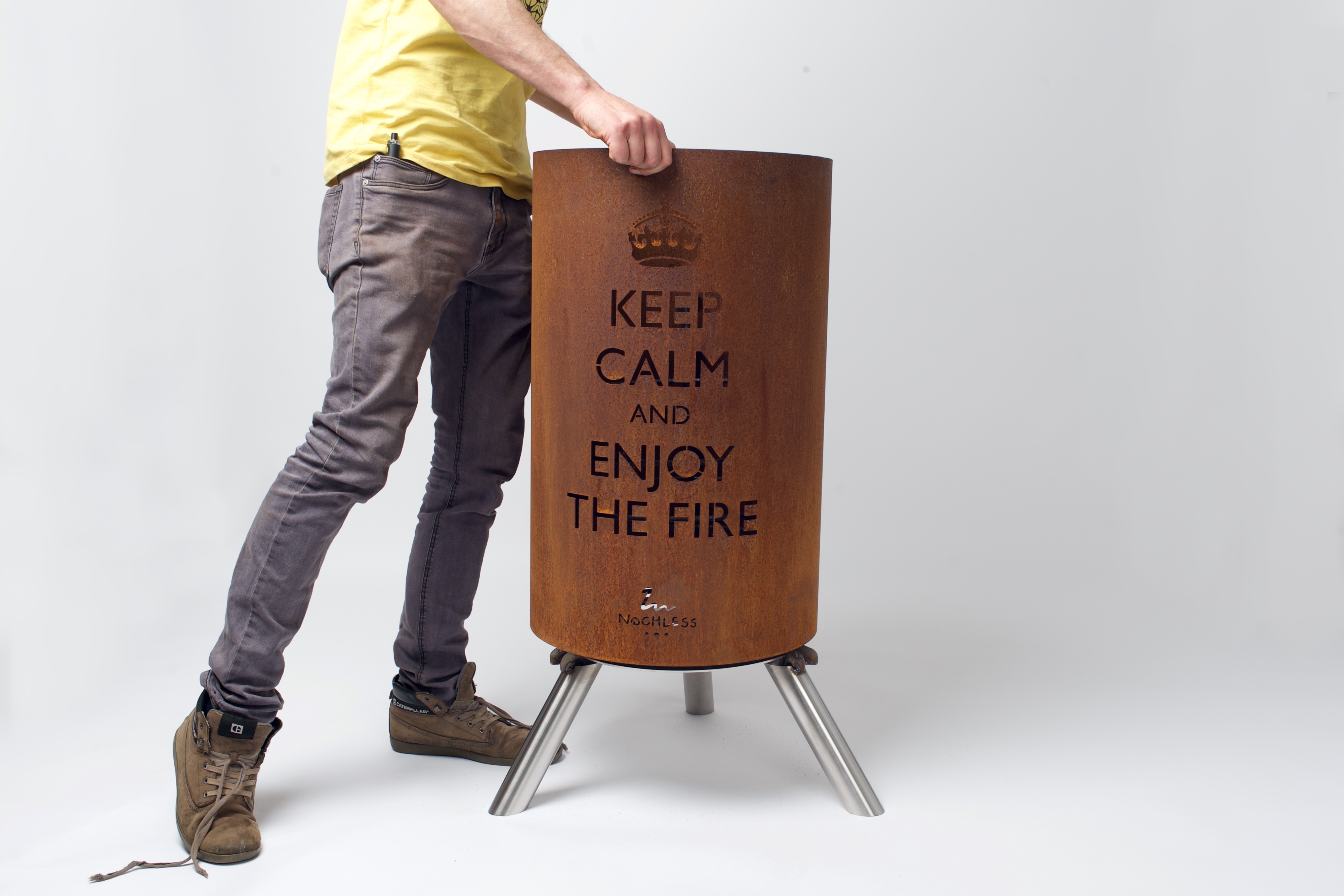 Nochless fire basket remove shell