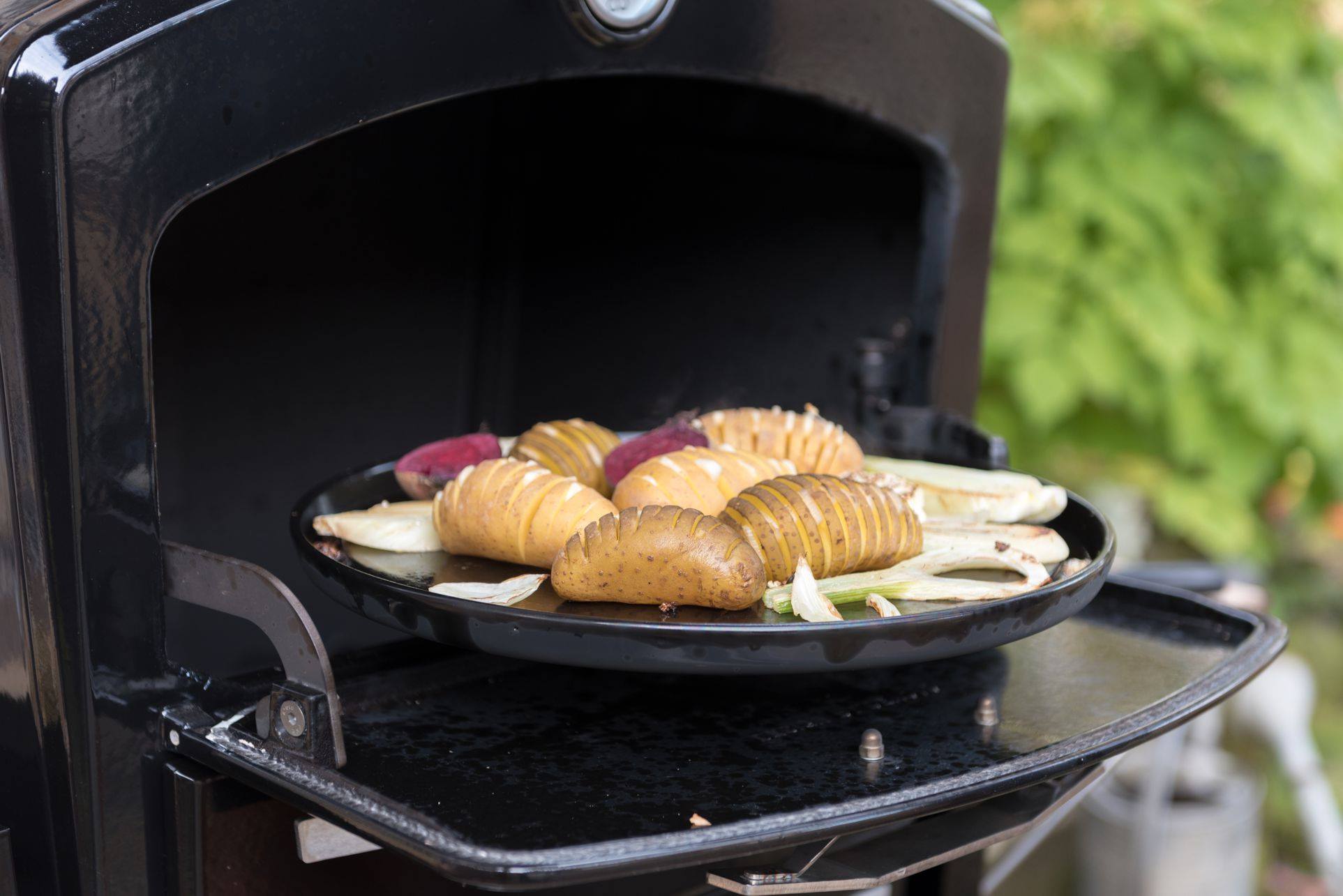 Le Gooker grill